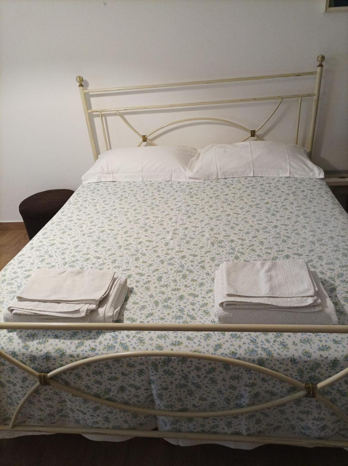 L' Altra Casa Apartment Бари Екстериор снимка